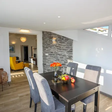 Appartement Stella Maris - Penthouse, Hvar