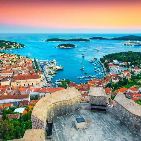 Stella Maris Penthouse Hvar - Panoramic Sea View & Parking Hvar Town