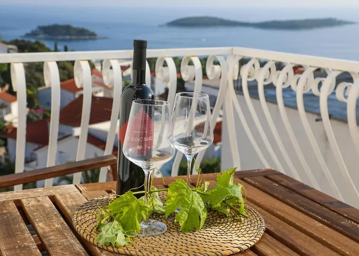 Stella Maris - Penthouse, Hvar *