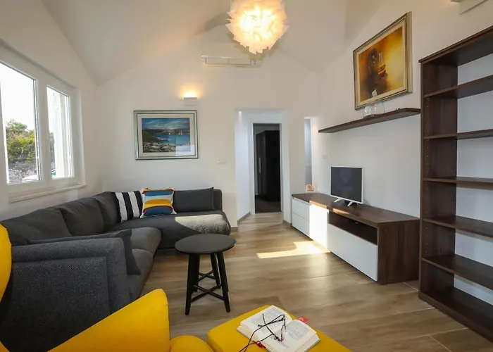 Stella Maris - Penthouse, Hvar *